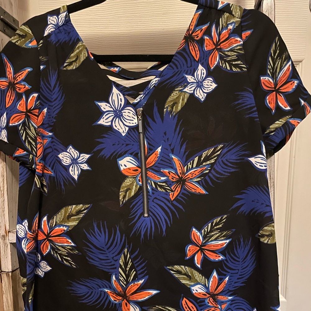Apt. 9 Blue and Black Floral blouse